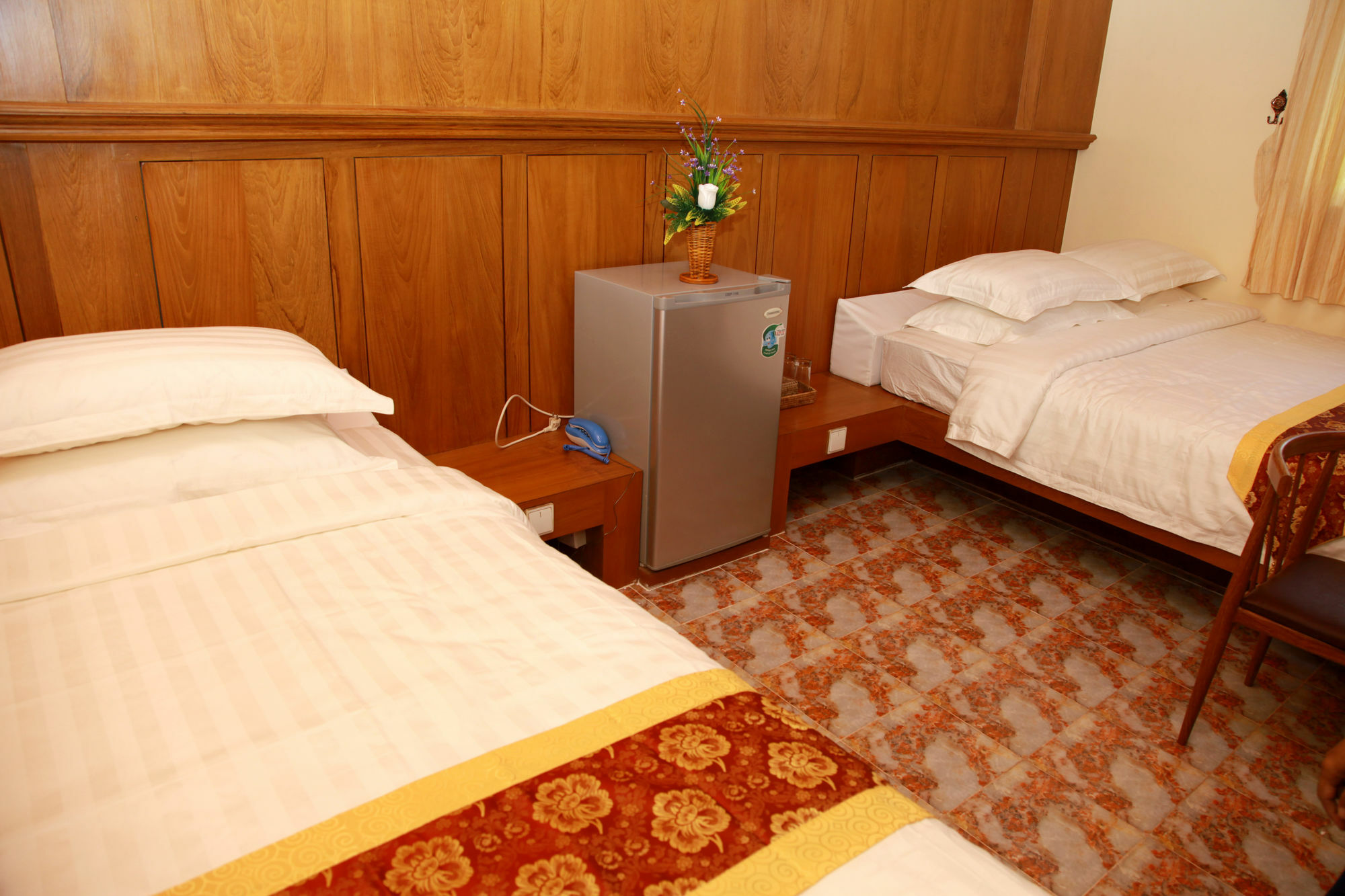 Sule Sapphire Inn Yangon Exterior foto